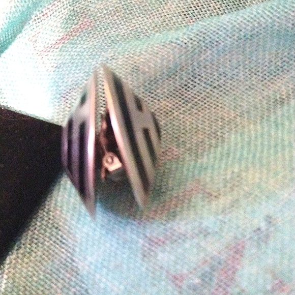 STERLING  SILVER EARRINGS - Picture 5 of 5